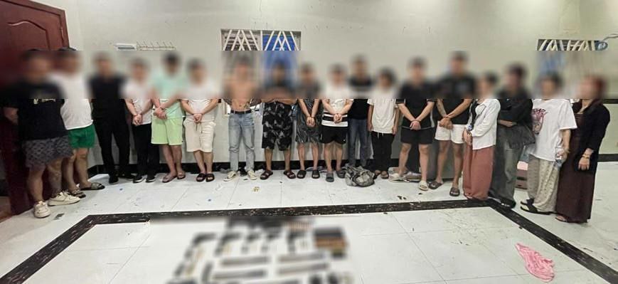 柬埔寨新闻14名中国人在别墅被捕 #西港警方查获AK47等