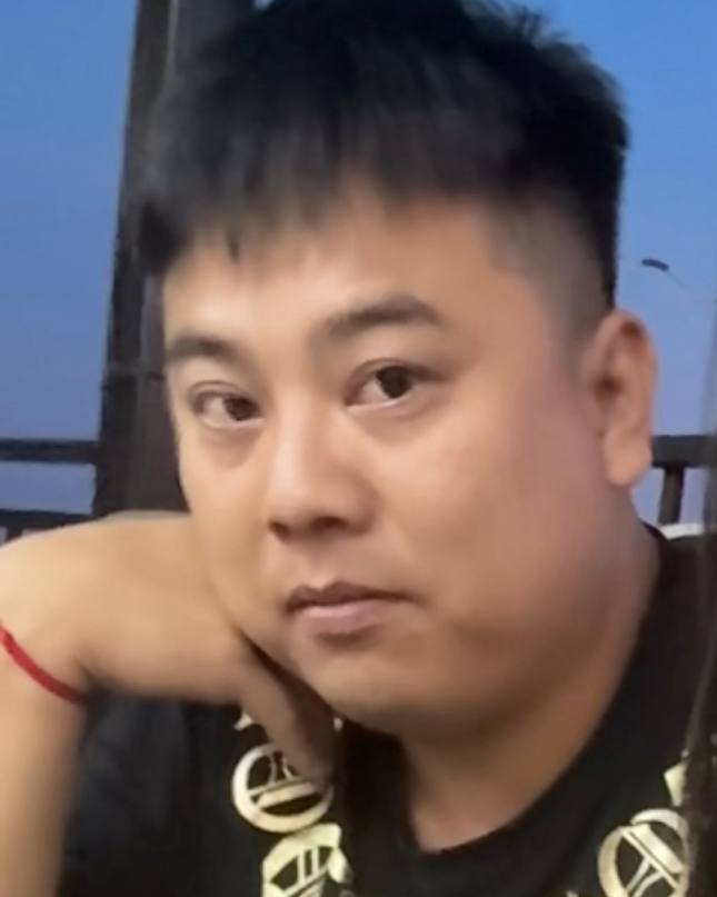 嫖娼不给钱 直接跑路回国？