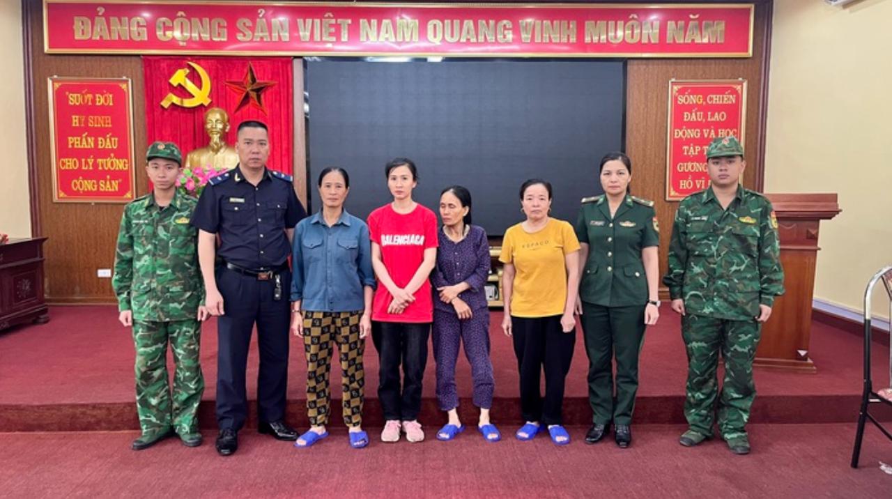 4名越南女走私30万人民币被抓
